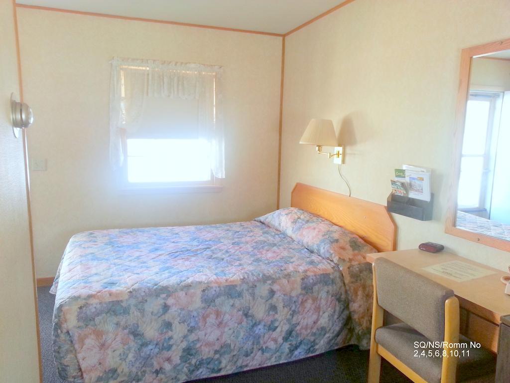 Budget Inn Long Prairie Phòng bức ảnh